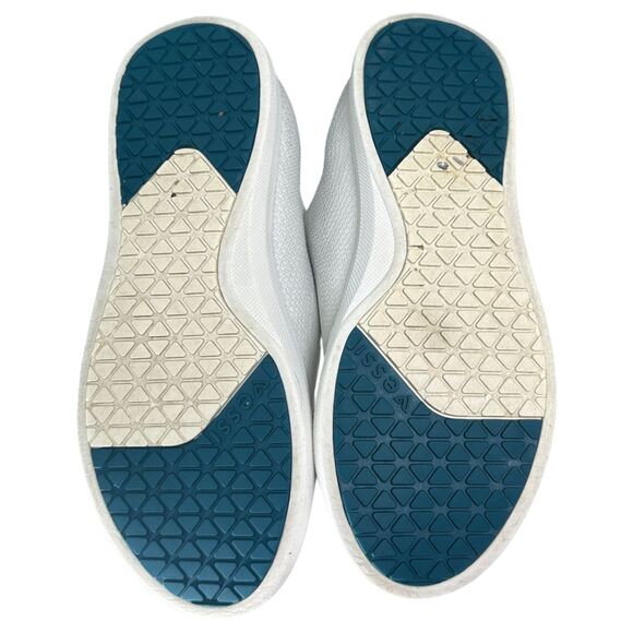 Vessi Weekend Light Grey Sneakers Women's Size 10 - Picture 9 of 9